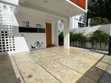 PROMO PRICE! JAPANESE STYLE 3 BEDROOM HOUSE with MEZZANINE in Koh Keaw, Phuket for sale