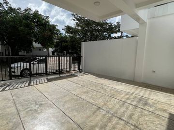 PROMO PRICE! JAPANESE STYLE 3 BEDROOM HOUSE with MEZZANINE in Koh Keaw, Phuket for sale