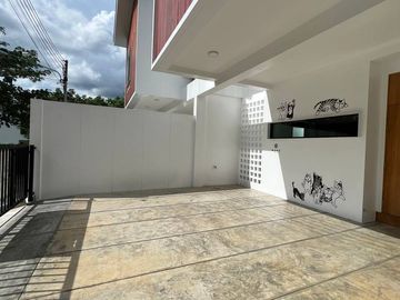 PROMO PRICE! JAPANESE STYLE 3 BEDROOM HOUSE with MEZZANINE in Koh Keaw, Phuket for sale