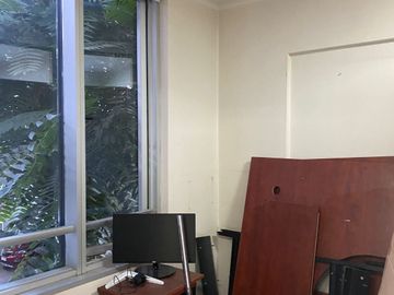 EXCELENTE OFICINA EN VENTA METRO CRISTOBAL COLON 4 PRIVADOS MAS RECEPCION