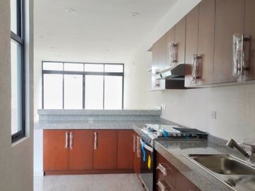Casa en Venta en Residencial Lomas del Dorado | Modelo París
