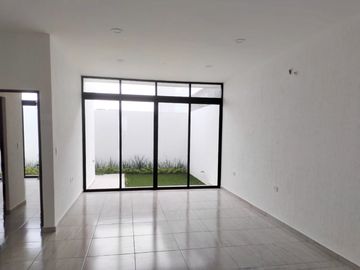Casa en Venta en Residencial Lomas del Dorado | Modelo París
