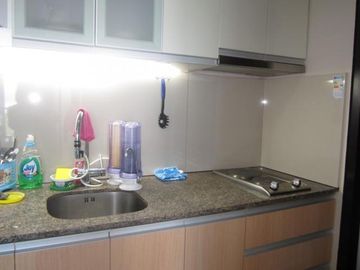 Resale 1 Bedroom Condo Unit in 8 Boulevard Newtown