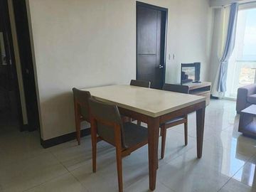 Resale 1 Bedroom Condo Unit in 8 Boulevard Newtown