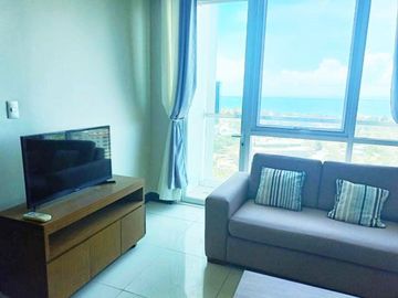 Resale 1 Bedroom Condo Unit in 8 Boulevard Newtown