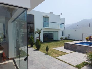 Casa venta Las Lagunas de la Molina