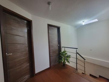 HERMOSA CASA EN EL CONJUNTO LISBOA