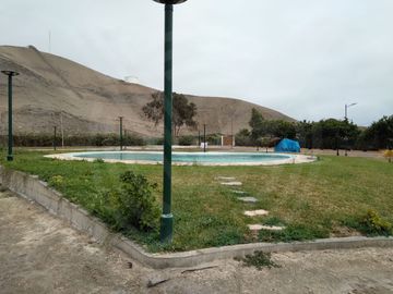 CERCA AL PORTICO Y EN ESQUINA!! , SE VENDE TERRENO DE 144 M2 EN CONDOMINIO DE CHOCALLA