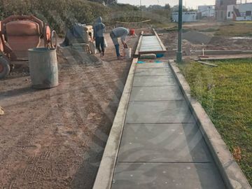 CERCA AL PORTICO Y EN ESQUINA!! , SE VENDE TERRENO DE 144 M2 EN CONDOMINIO DE CHOCALLA