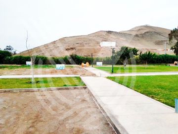 CERCA AL PORTICO Y EN ESQUINA!! , SE VENDE TERRENO DE 144 M2 EN CONDOMINIO DE CHOCALLA