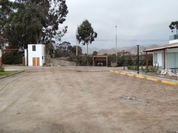 CERCA AL PORTICO Y EN ESQUINA!! , SE VENDE TERRENO DE 144 M2 EN CONDOMINIO DE CHOCALLA