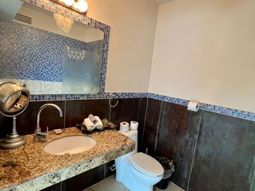 ¡Tu Sueño Hecho Realidad! Penthouse Llave en Mano con Rooftop Privado en la Vibrante 5ta Avenida 🌅✨