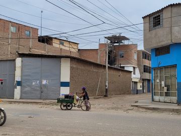 REMATE DE LOCAL COMERCIAL EN ESQUINA EN AVENIDA MÉXICO - CHICLAYO