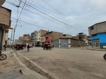 REMATE DE LOCAL COMERCIAL EN ESQUINA EN AVENIDA MÉXICO - CHICLAYO
