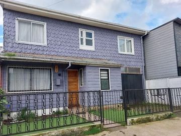 Teniente Merino Casa 127 mt2 $ 140.000.000.