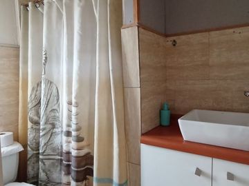 Teniente Merino Casa 127 mt2 $ 140.000.000.