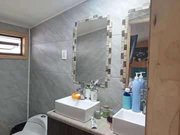 Teniente Merino Casa 127 mt2 $ 140.000.000.