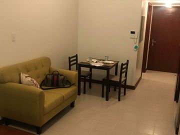 Paseo De Roces | Studio unit for Sale in Legazpi Village, Makati City Near Makati Med and Greenbelt