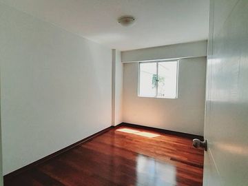 MIRAFLORES LINDO DEPARTAMENTO EN VENTA AV. RICARDO PALMA -  PARQUE TRADICIONES ¡¡NEGOCIABLE!!