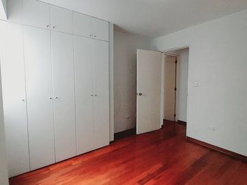 MIRAFLORES LINDO DEPARTAMENTO EN VENTA AV. RICARDO PALMA -  PARQUE TRADICIONES ¡¡NEGOCIABLE!!