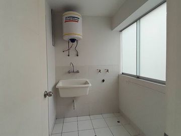 MIRAFLORES LINDO DEPARTAMENTO EN VENTA AV. RICARDO PALMA -  PARQUE TRADICIONES ¡¡NEGOCIABLE!!