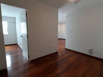 MIRAFLORES LINDO DEPARTAMENTO EN VENTA AV. RICARDO PALMA -  PARQUE TRADICIONES ¡¡NEGOCIABLE!!