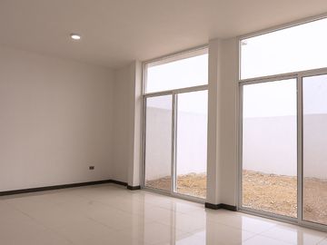 EXCELENTE CASA NUEVA EN TERRANOVA ROSARITO BAJA CALIFORNIA