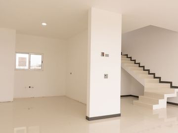EXCELENTE CASA NUEVA EN TERRANOVA ROSARITO BAJA CALIFORNIA