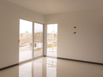 EXCELENTE CASA NUEVA EN TERRANOVA ROSARITO BAJA CALIFORNIA