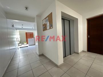 Se Vende Departamento Frente Al Parque En Surco
