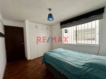 Se Vende Departamento Frente Al Parque En Surco