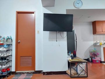 1BR CONDO UNIT FOR SALE AT CITY & LAND MEGAPLAZA IN FRONT OF ROBINSONS GALLERIA CONDOMINIUM