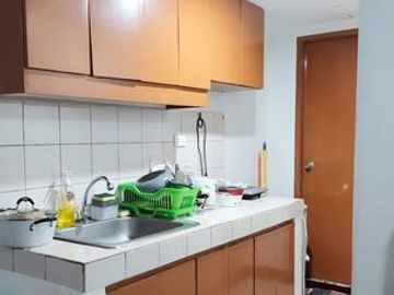 1BR CONDO UNIT FOR SALE AT CITY & LAND MEGAPLAZA IN FRONT OF ROBINSONS GALLERIA CONDOMINIUM