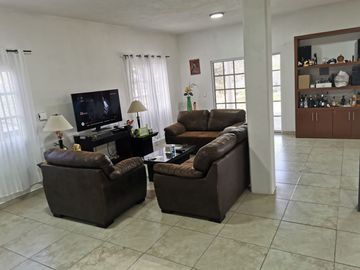 PRECIOSA CASA DE CAMPO EN VENTA, EN SAN LUIS POTOSI.