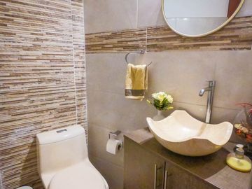SUPER OPORTUNIDAD: VENTA GRAN DEPA EN SURCO