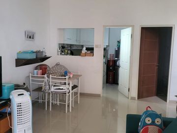 Rumah di Jual di Ketintang Furnish Dekat Royal Plaza dan Kampus Unesa Siap huni