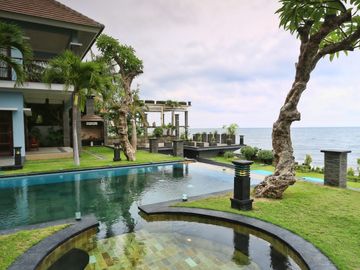 Absolute Beachfront Gem in North Bali