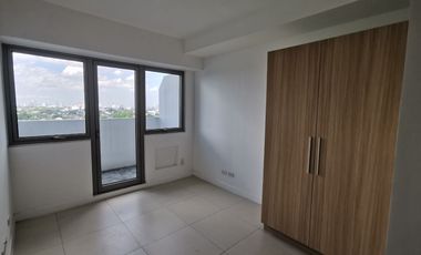 COMM15XXRW: For Sale Unfurnished Studio with Balcony in The Residences at Commonwealth QC