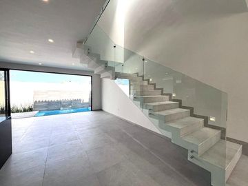 Casa en preventa, 3 rec + estudio y alberca privada, en Fluvial Vallarta