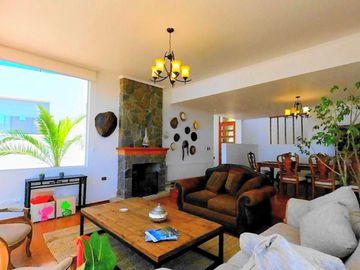 Se vende lujosa casa en sector la Herradura, Coquimbo.