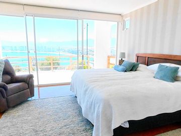 Se vende lujosa casa en sector la Herradura, Coquimbo.