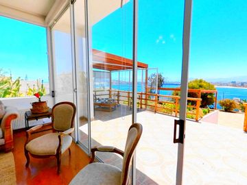 Se vende lujosa casa en sector la Herradura, Coquimbo.