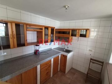 Venta De Departamento Duplex De 237 M2 A 290 Mil Dólares Negociables En Santiago De Surco