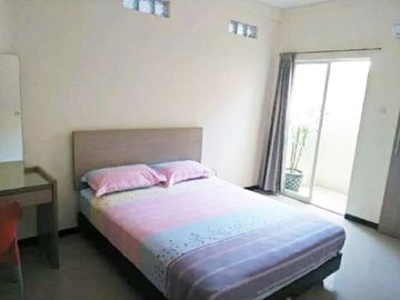Kost Dekat Kampus UWKS, Mall Ciputra World Surabaya