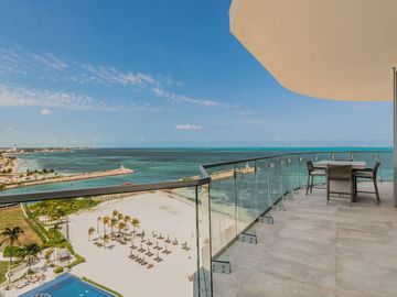 Departamento en venta en Puerto Cancún, SLS Cancún