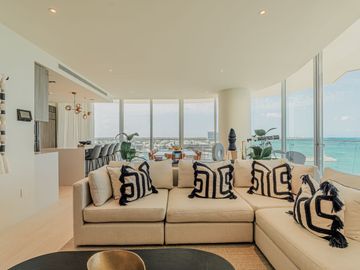Departamento en venta en Puerto Cancún, SLS Cancún
