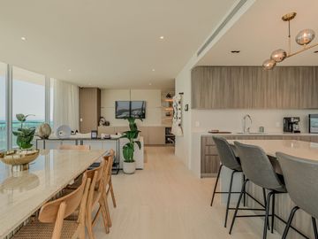 Departamento en venta en Puerto Cancún, SLS Cancún
