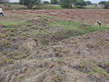 REMATE DE TERRENO EN MONSEFU  CHICLAYO