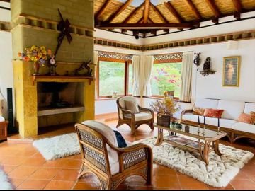 395. ESPECTACULAR CASA EN VILLA DE LEYVA ALTO DE LOS MIGUELES