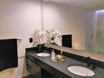 DEPARTAMENTO EN VENTA DE 1 RECÁMARA FRENTE AL MAR EN PUERTO CANCÚN, QUINTANA ROO, ECLUSIVIDAD Y PLUSVALÍA